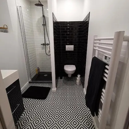 شقة Atypique Immeuble De 1820 Fumel