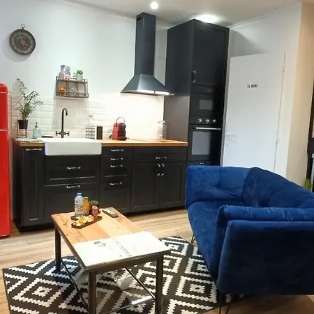 Atypique Immeuble De 1820 *