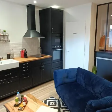 Atypique Immeuble De 1820 Apartment Fumel