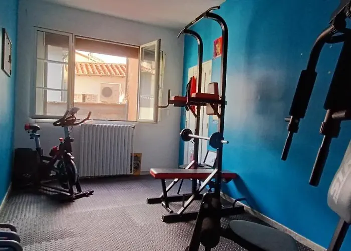 Atypique Immeuble De 1820 아파트 *