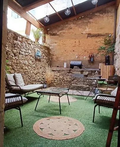 Atypique Dans Bel Immeuble De 1820 *