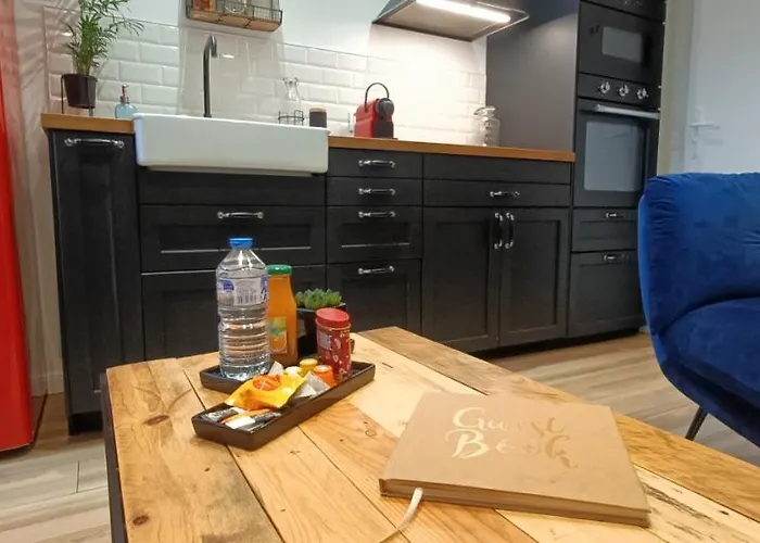 Atypique Dans Bel Immeuble De 1820 Appartement *