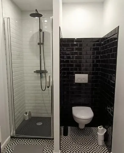 Atypique Dans Bel Immeuble De 1820 Appartement